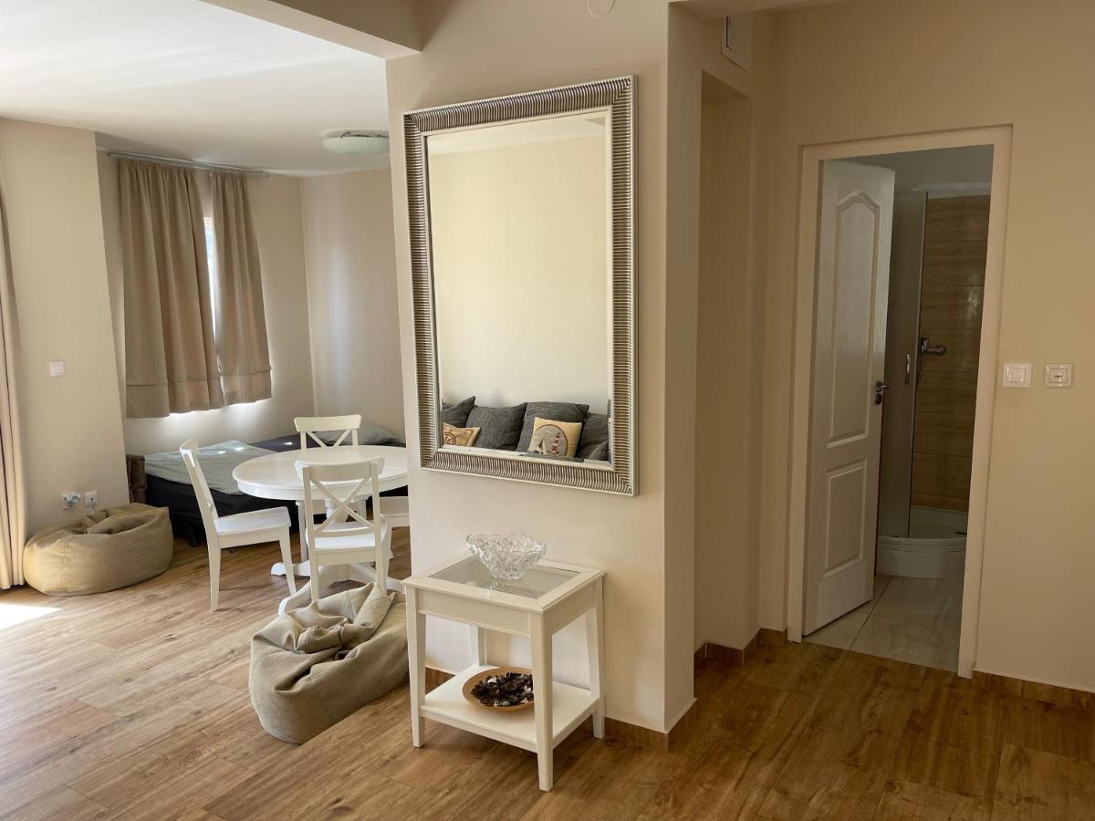 Apartments Paradise Žaborić Eksteriør billede